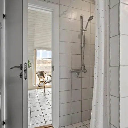 Awesome In Ringkobing With Private Swimming Pool, Be Inside Or Outside Holiday home Norre Lyngvig