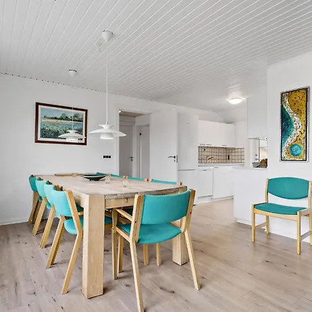Awesome In Ringkobing With Private Swimming Pool, Be Inside Or Outside Holiday home Norre Lyngvig