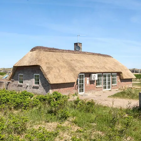 Vakantiehuis Awesome In Ringkobing With Private Swimming Pool, Be Inside Or Outside *